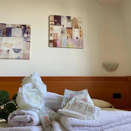 Апартаменты Orchidea Пинероло